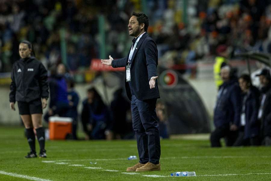 Arthur Elias, selecionador do Brasil Arthur Elias, selecionador do Brasil