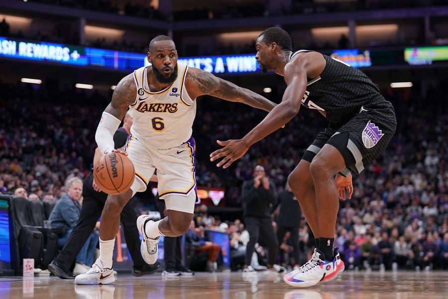 LeBron James was de grote man tegen Sacramento Kings