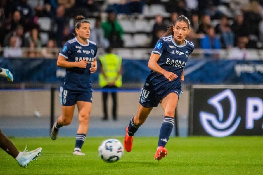 Clara Matéo marcou um golaço aos 87 minutos