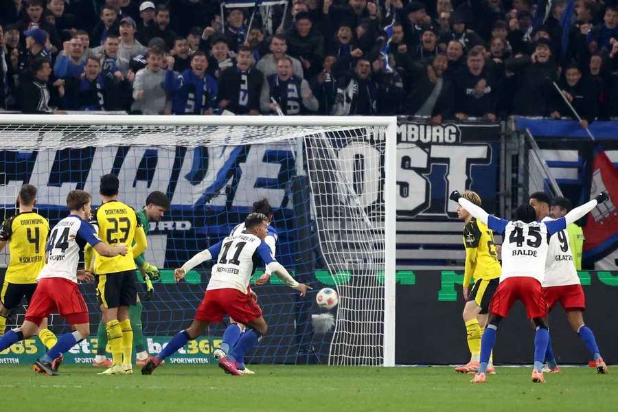 Hamburg equalise Hamburg equalise