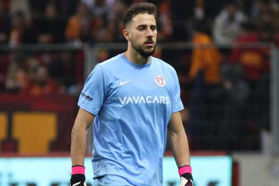 Helton Leite pasó dos temporadas en el Antalyaspor