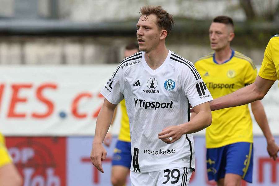 Juliš naposledy pôsobil v Olomouci.