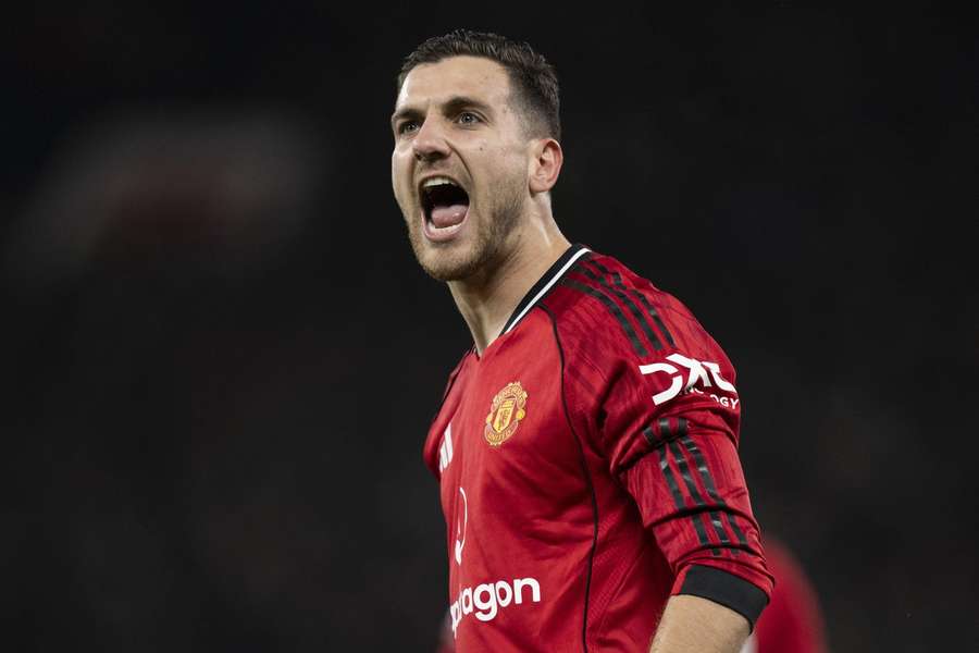 'It's our fault' - Diogo Dalot says Man United players need to take blame for late draw 'It's our fault' - Diogo Dalot says Man United players need to take blame for late draw