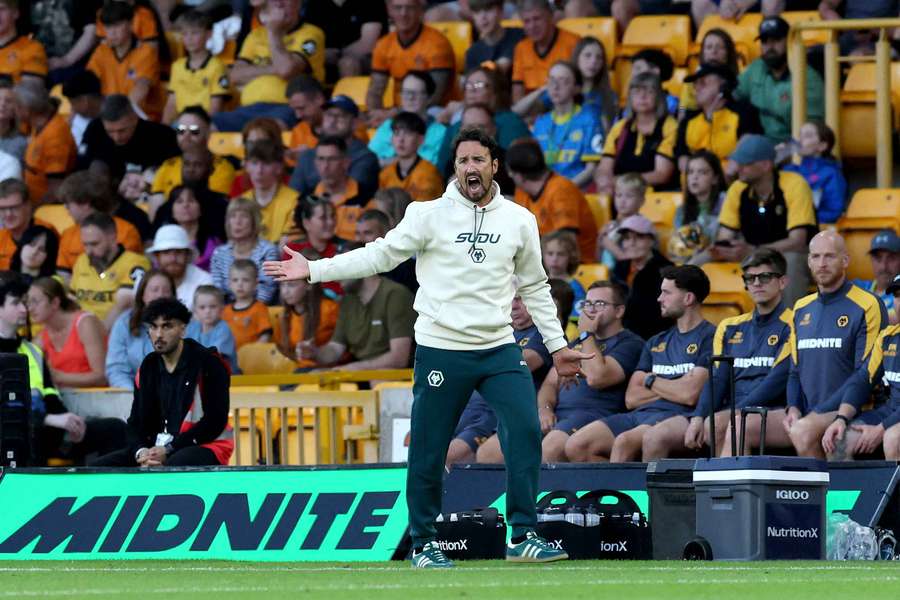 César Peixoto, treinador do Wolves César Peixoto, treinador do Wolves
