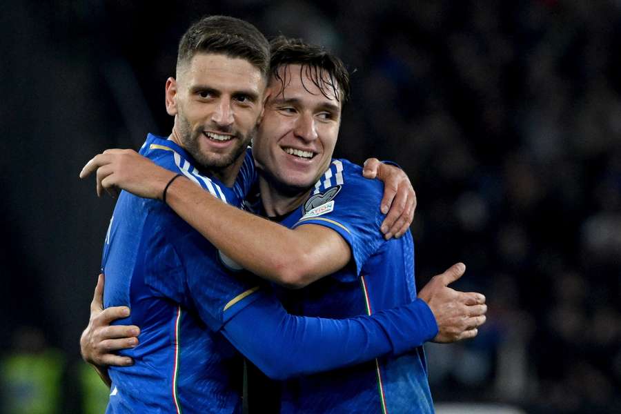 Domenico Berardi (l.) en Federico Chiesa