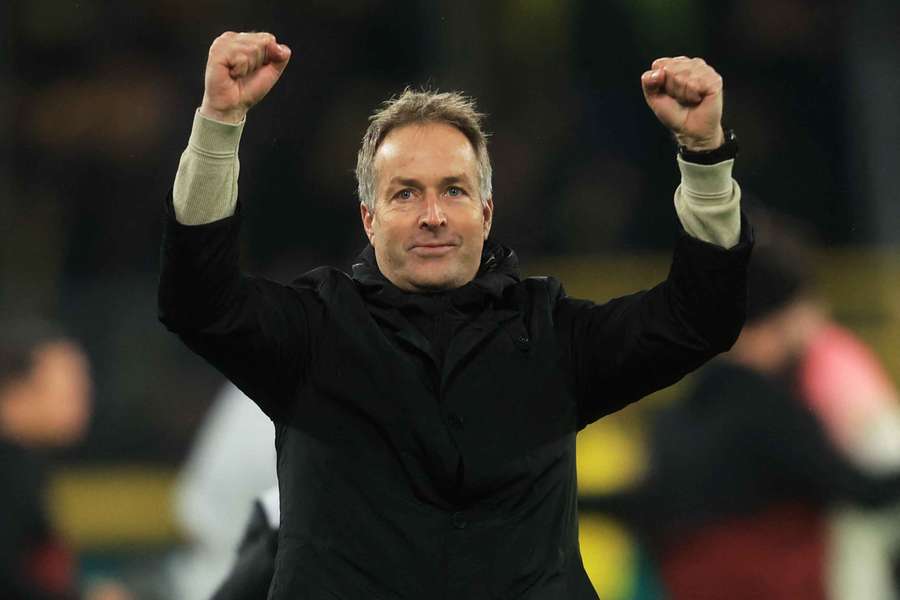 Bayer Leverkusen coach Kasper Hjulmand Bayer Leverkusen coach Kasper Hjulmand