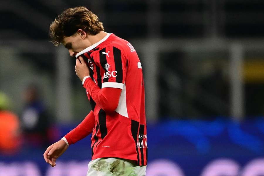 João Félix tem um gol em cinco jogos pelo Milan