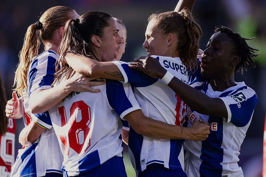 A festa do FC Porto na estreia a vencer no campeonato feminino