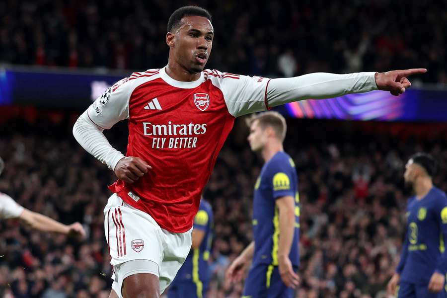 Gabriel Magalhães abriu o caminho para a goleada do Arsenal