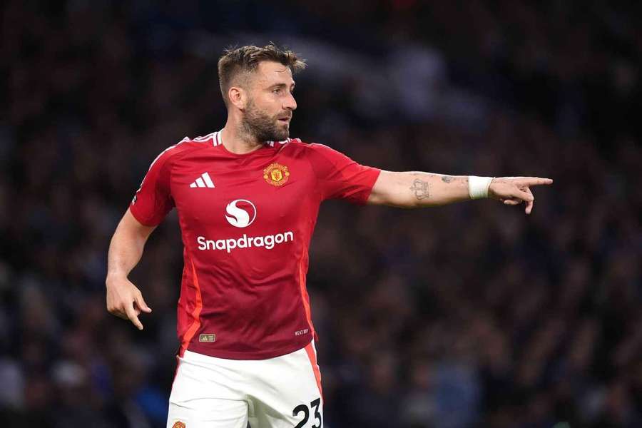 Shaw fue titular en el United