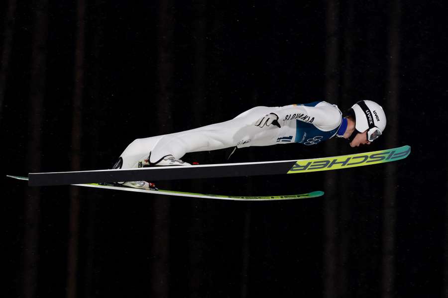 Kapustík počas skoku.