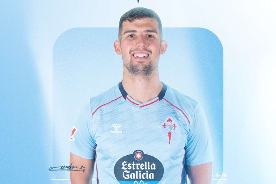 Carlos Domínguez seguirá formando parte de la muralla del Celta hasta 2028