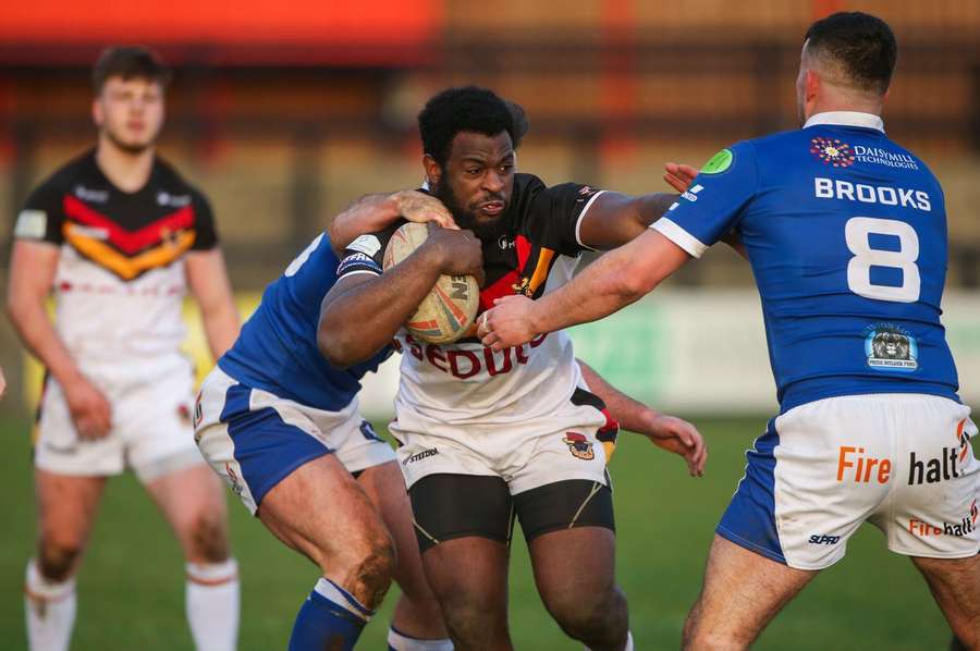 Levy Nzoungou (C) while playing for Bradford Bulls