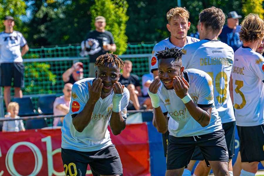 Triumf Petržalky zariadil Appiah (vľavo).