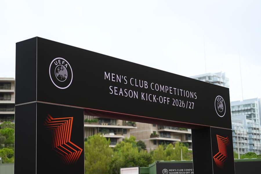 El montaje que da la bienvenida en Mónaco al inicio de las competiciones europeas