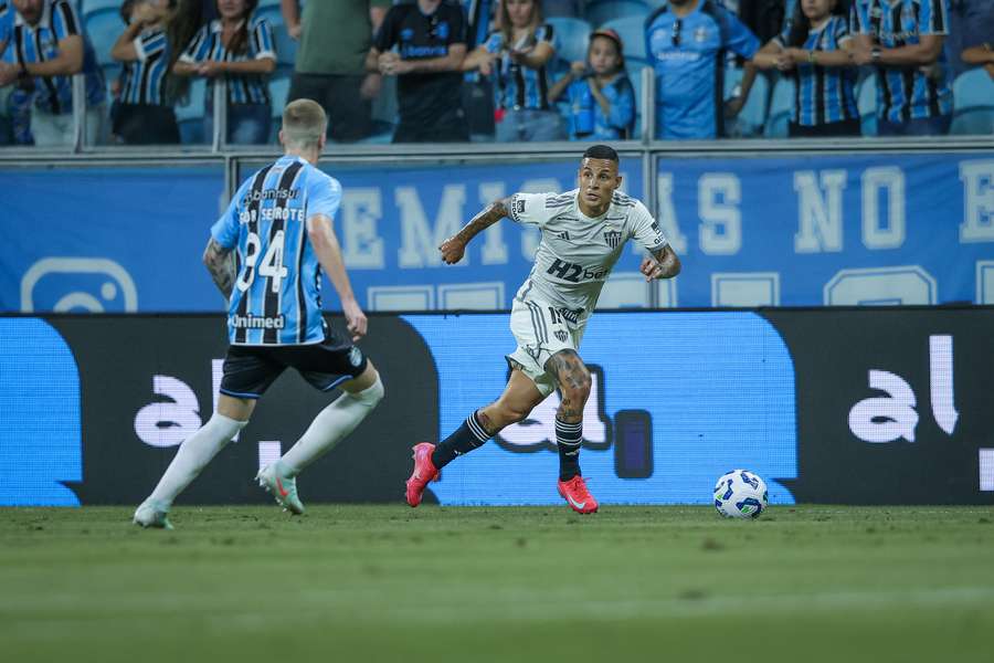 Arana retornou ao Galo depois de defender a Seleção Brasileira Arana retornou ao Galo depois de defender a Seleção Brasileira