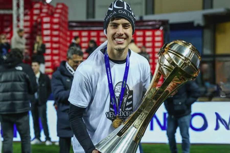 Diogo Sousa conquistou uma Taça da Liga pelo Vitória SC