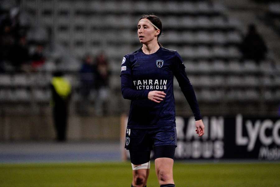 Kaja Korosec marcou dois golos no triunfo do Paris FC
