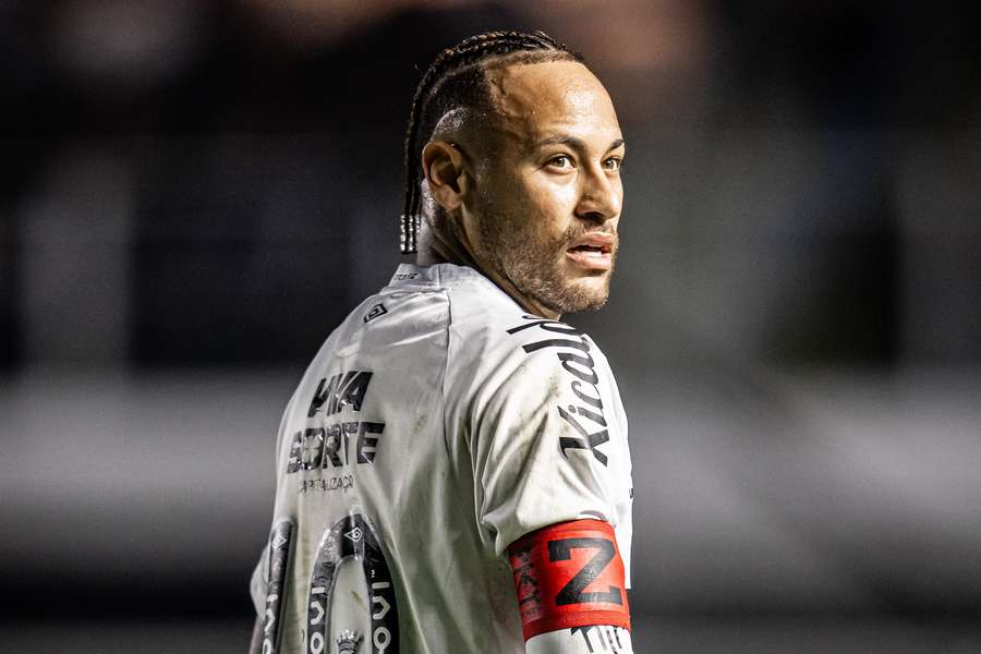 Neymar completou o seu terceiro jogo completo pelo Santos