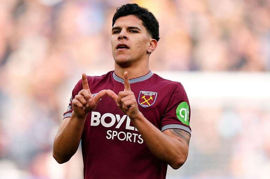 Tottenham have signed midfielder Mateus Fernandes from West Ham Tottenham have signed midfielder Mateus Fernandes from West Ham