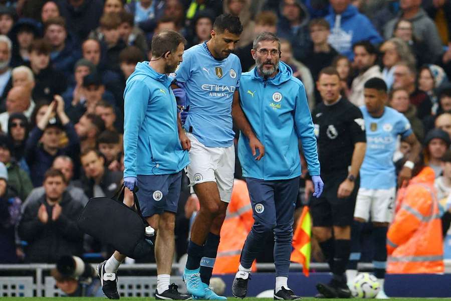 Rodri esce zoppicando contro l'Arsenal