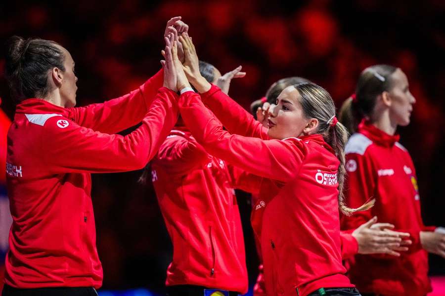 Österreichs Handball-Frauen starten gegen Frankreich in die WM-Hauptrunde Österreichs Handball-Frauen starten gegen Frankreich in die WM-Hauptrunde