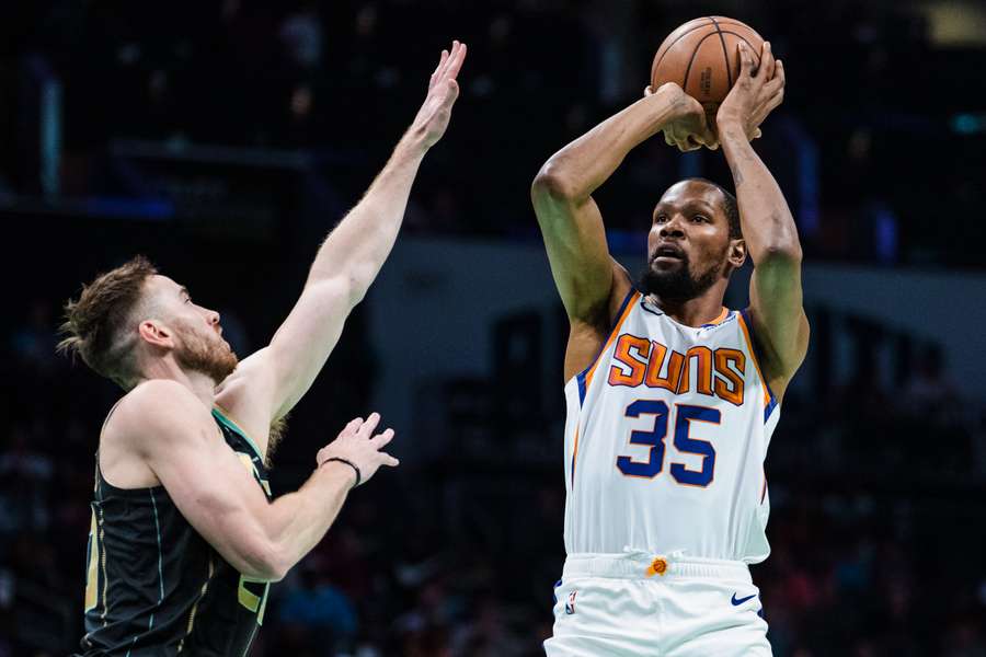 Kevin Durant blev i 2014 kåret som MVP i NBA. Fire gange i karrieren er han ligeledes blevet topscorer i den bedste basketliga i verden.