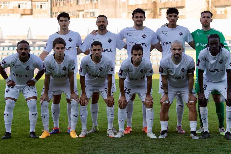 Estudantes voltam à liderança