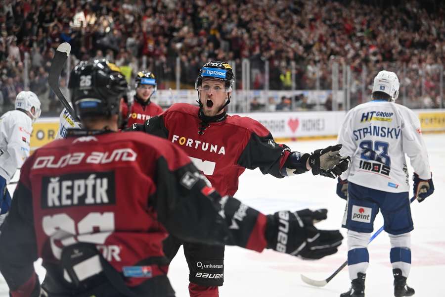 Sparta vyrovnala stav semifinálovej série.