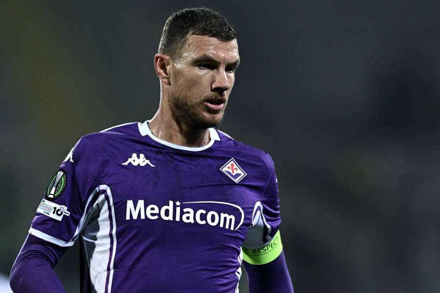 Edin Dzeko nu a marcat niciun gol în această ediție din Serie A. Fiorentina se află pe ultimul loc