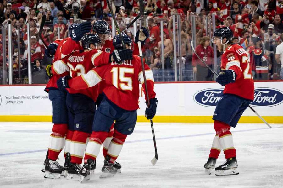 Panthers si vychutnali atmosféru domáceho prostredia.