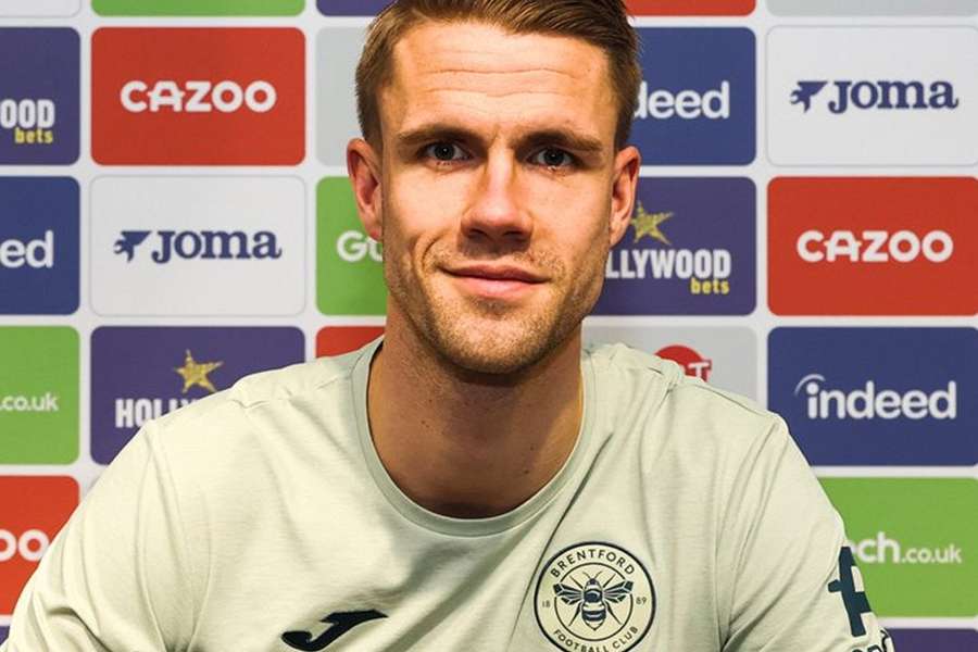 Brentford boss Andrews delighted with new Ajer contract