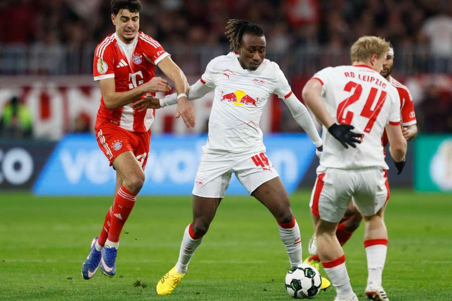 O Diomandeho je na futbalovom trhu záujem. O Diomandeho je na futbalovom trhu záujem.