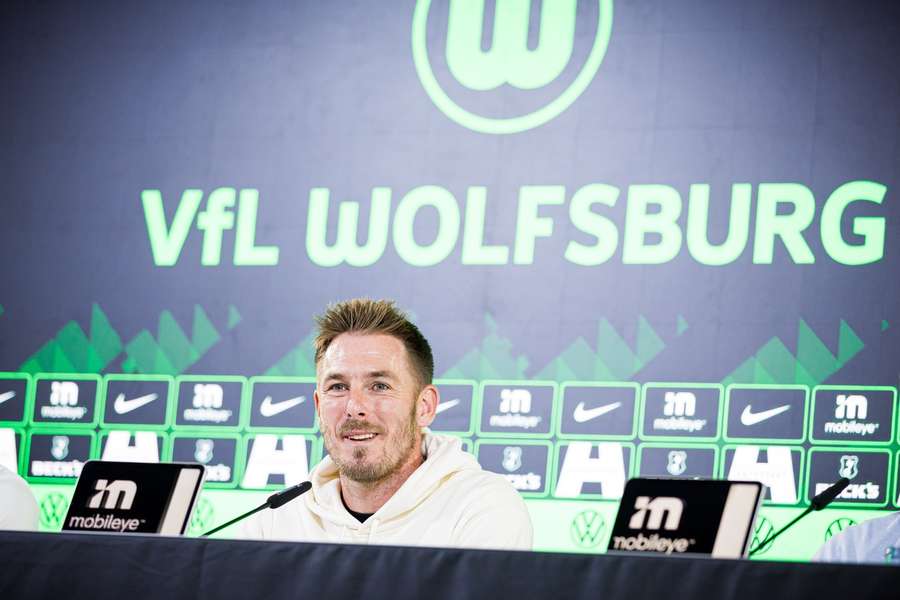 Strobl bei seiner Vorstellung in Wolfsburg