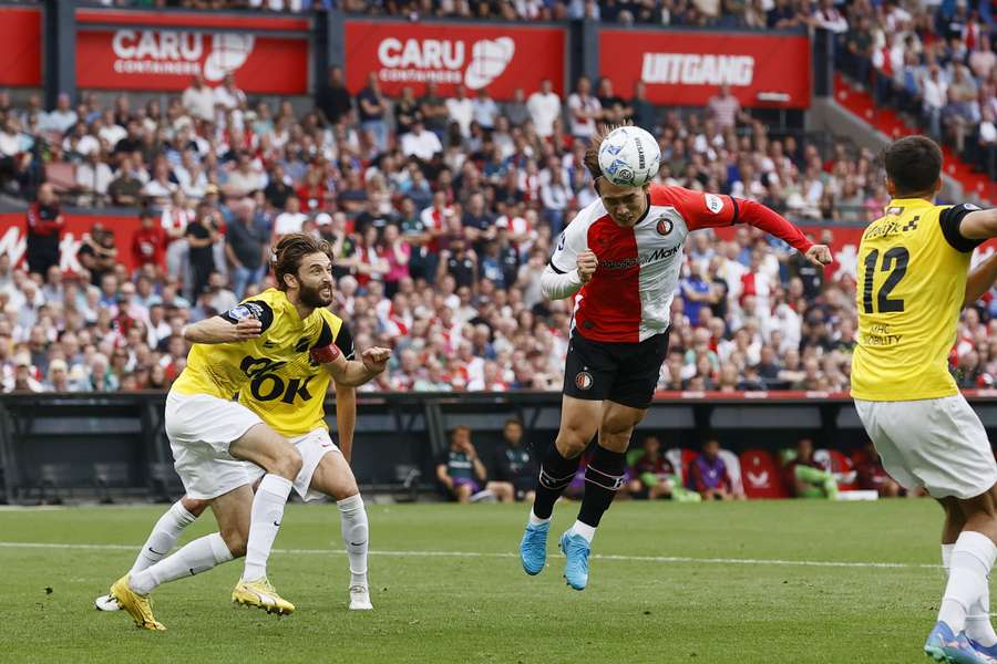 Feyenoord won met 2-0 van NAC