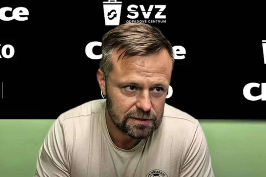 Trenér Příbrami Jiří Kohout vidí po třech porážkách v CHNL ve hře týmu hodně nedostatků.