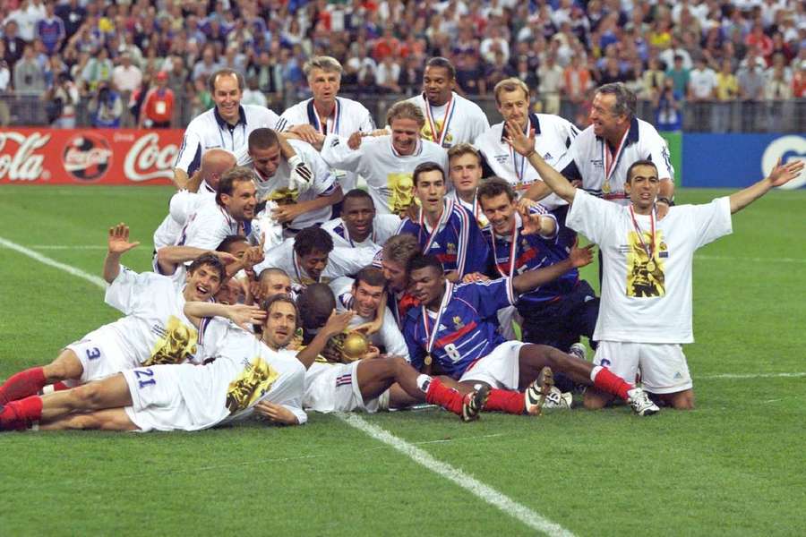 Les Yeux dans les Bleus, la conjonction de la nouveauté avec une victoire historique en Coupe du monde