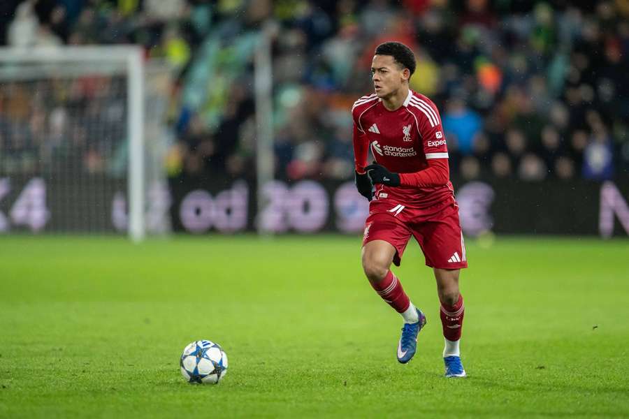 Joshua Abe é alvo do Chelsea