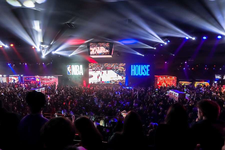 A NBA House está localizada em um shopping de São Paulo