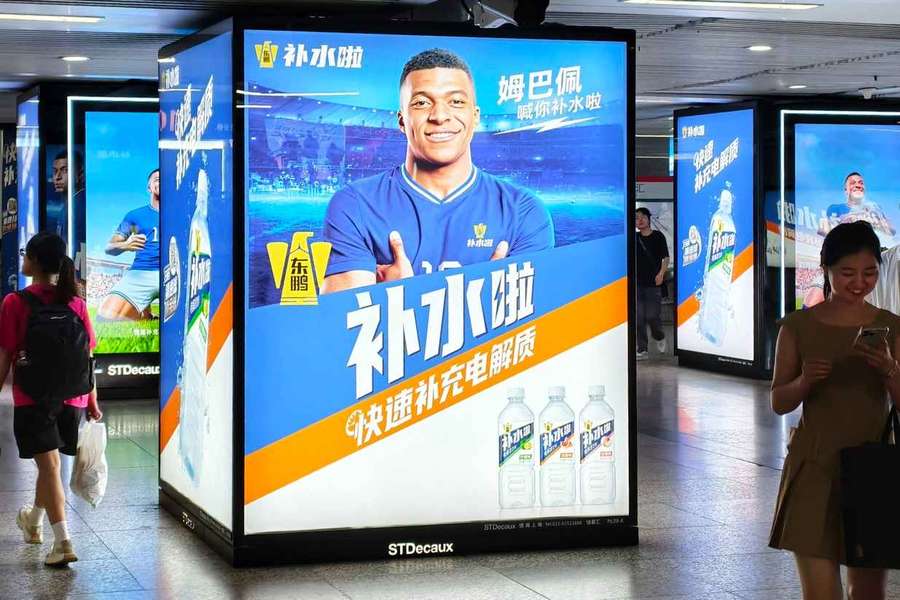 Decizie radicală luată de chinezi după scandalul Mbappe: LaLiga, scoasă de la televiziunea de stat Decizie radicală luată de chinezi după scandalul Mbappe: LaLiga, scoasă de la televiziunea de stat