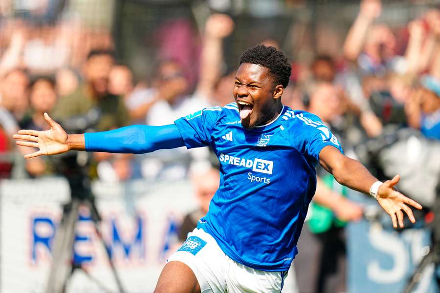 Indskiftere sender Lyngby i ekstase: Vildt comeback sender Lyngby over nedrykningsstregen