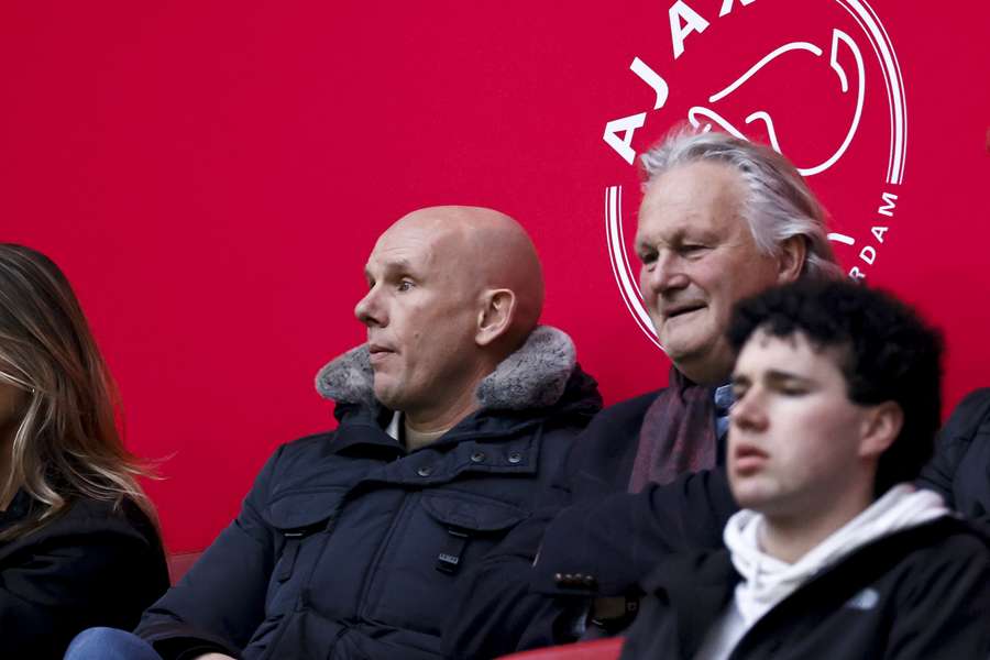 Jan van Halst en de inmiddels vertrekkende Pier Eringa (r.)