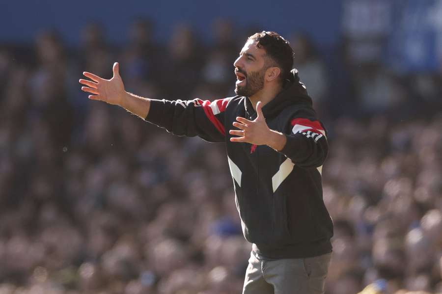 Ruben Amorim gestures on the sideline during Man Utd's draw at Everton