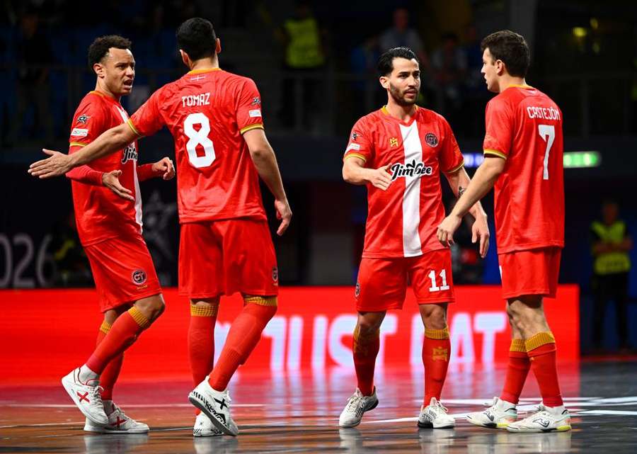 Cartagena foi para intervalo a vencer por 2-0