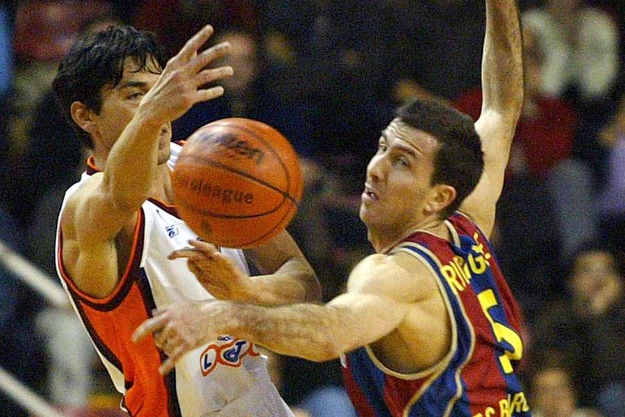 Nacho Rodríguez, ante Bonora en un Barça-Lottomatica Roma