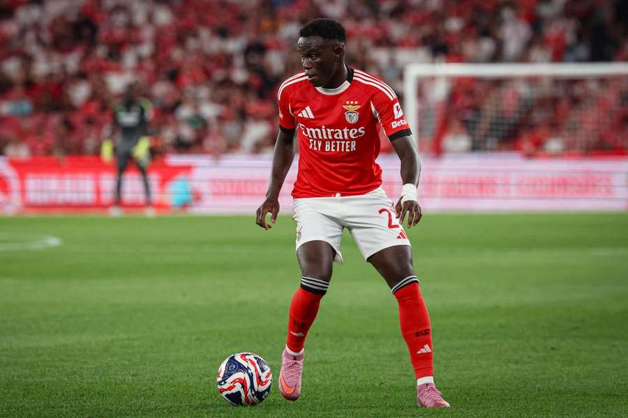 Bruma ao serviço do Benfica
