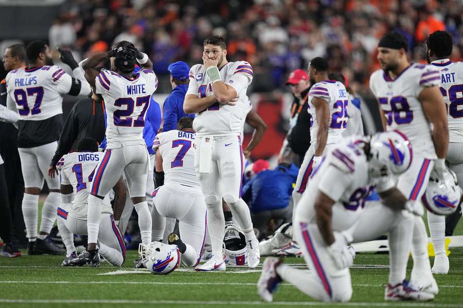 Für die NFL begann das Jahr 2023 mit einem grßen Schock. Damar Hamlin von den Buffalo Bills rang am Spielfeld um sein Überleben. Monate später gab er sein viel umjubeltes Comeback.