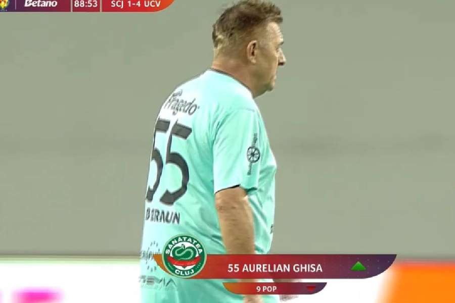 Aurelian Ghișa, de 61 anos, jogou 4 minutos no duelo da Taça com o Universitatea Craiova