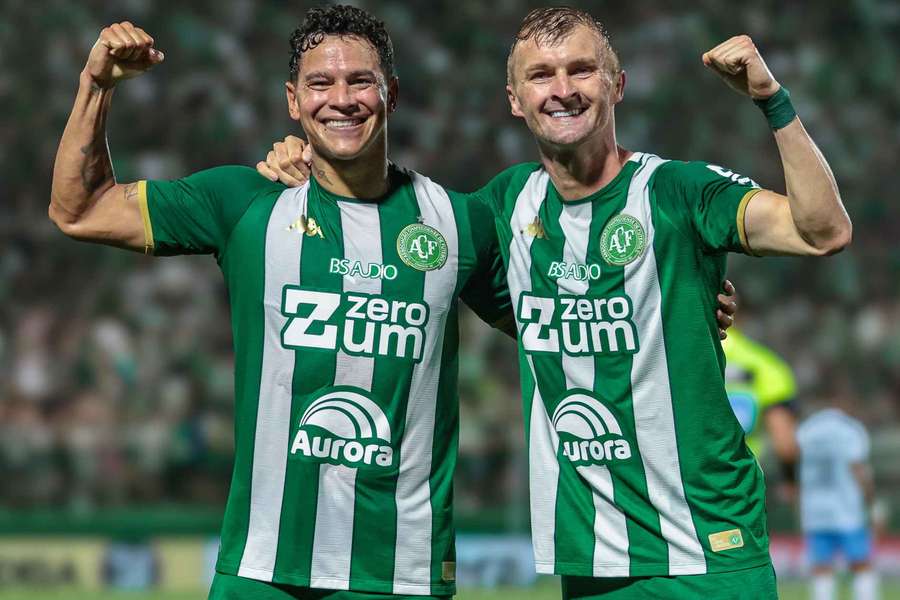 Chape tentará usar mando de campo para vencer o Timão