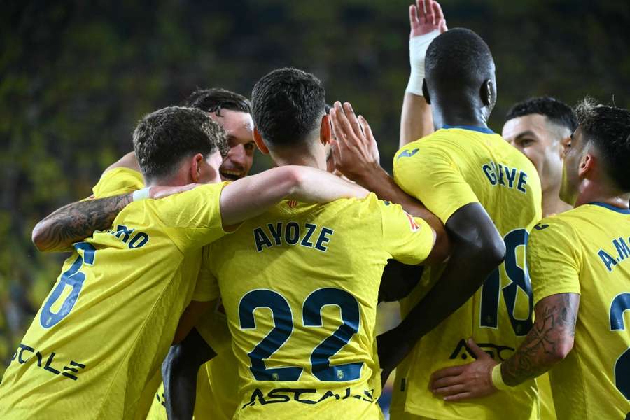 Los jugadores del Villarreal celebran uno de sus goles ante el Atleti Los jugadores del Villarreal celebran uno de sus goles ante el Atleti